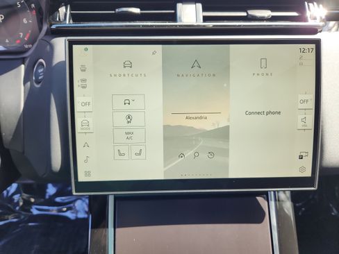 New 2026 Land Rover Range Rover Velar Dynamic SE image 17