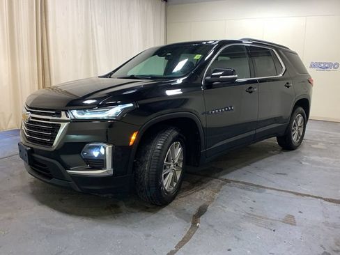 Used 2023 Chevrolet Traverse LT AWD/4WD image 7