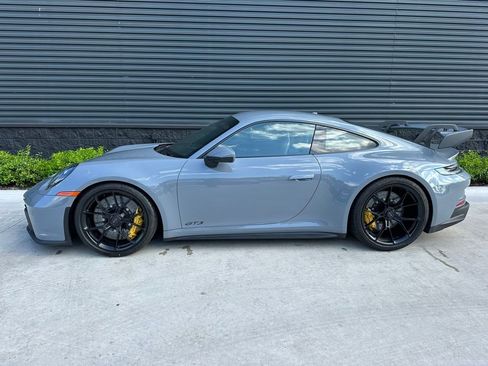 Used 2023 Porsche 911 GT3 image 2