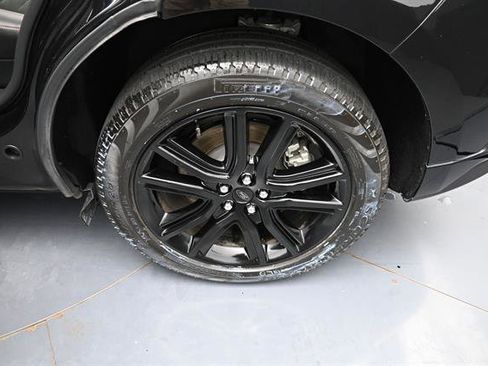 Used 2024 Ford Edge ST-Line AWD/4WD image 21