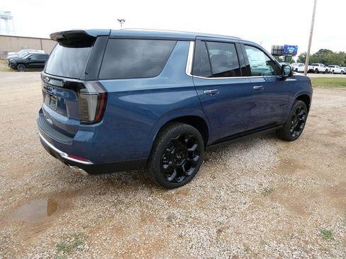 New 2026 Chevrolet Tahoe High Country AWD/4WD image 4