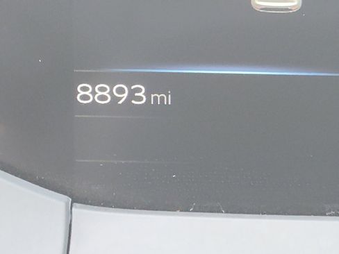 Certified 2024 Toyota Prius XLE image 21