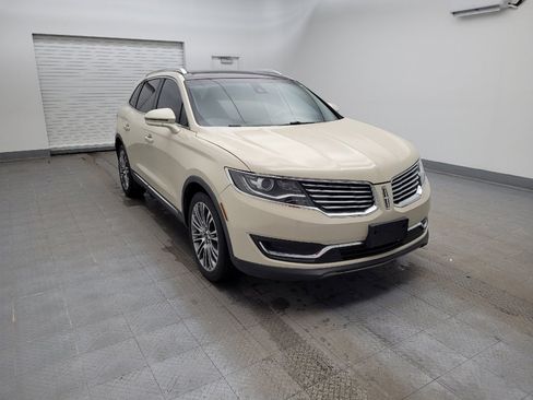 Used 2016 Lincoln MKX Reserve w/ Driver Assistance Package image 13
