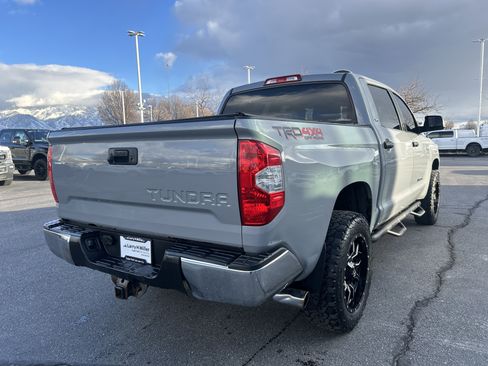 Used 2018 Toyota Tundra SR5 w/ TRD Off Road Package image 5
