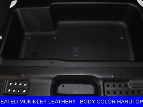 Used 2024 Jeep Wrangler Unlimited Sahara w/ Technology Group AWD/4WD image 16