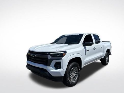 New 2026 Chevrolet Colorado LT w/ LT Convenience Package AWD/4WD image 10