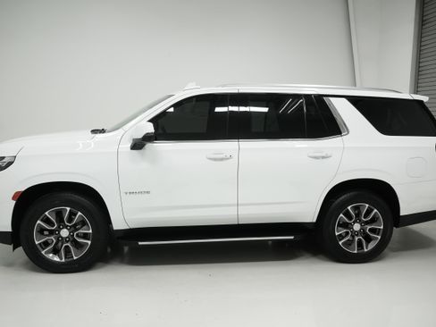 Used 2023 Chevrolet Tahoe LT w/ Luxury Package image 6