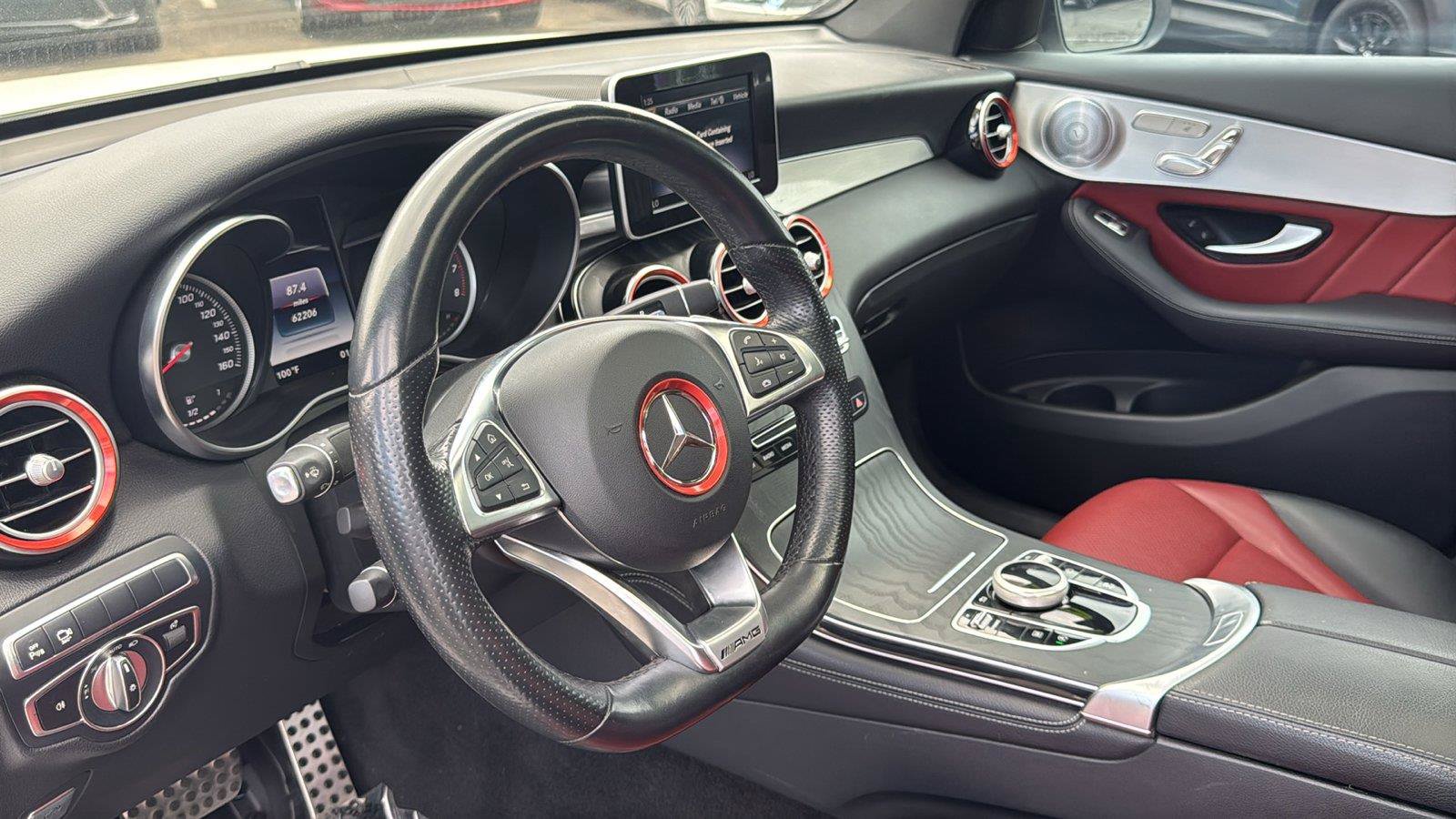 Used 2019 Mercedes-Benz GLC 300 4MATIC Coupe image 19