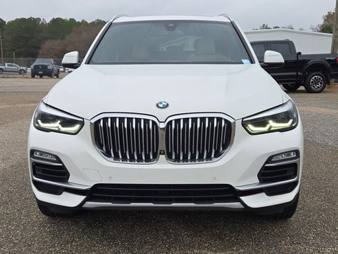 Used 2019 BMW X5 xDrive40i w/ Premium Package 2 image 2