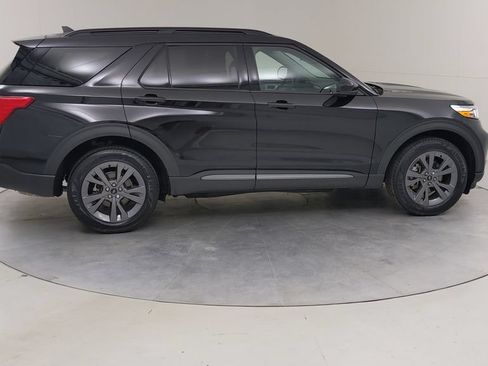 Certified 2024 Ford Explorer XLT w/ Equipment Group 202A AWD/4WD image 13