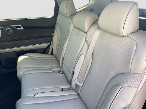 Used 2022 Genesis GV80 2.5T w/ Prestige Package 05 image 28