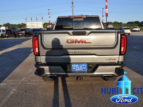 Used 2019 GMC Sierra 1500 AT4 w/ AT4 Premium Package AWD/4WD image 4