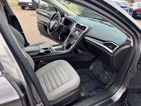 Used 2013 Ford Fusion S FWD image 25