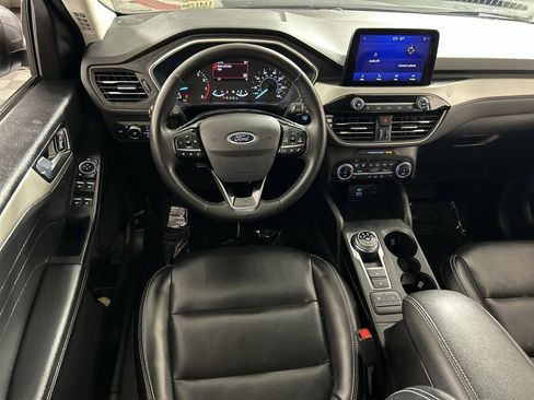 Used 2022 Ford Escape SEL image 21