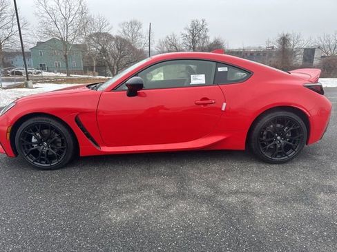 New 2026 Toyota GR86 Premium image 4