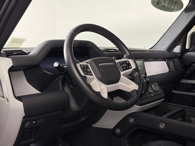 Used 2024 Land Rover Defender 110 S AWD/4WD image 5