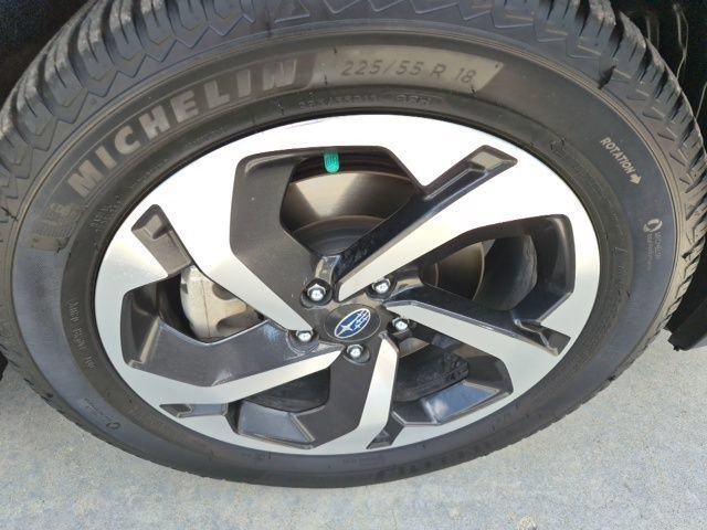 Used 2023 Subaru Forester Touring AWD/4WD image 3