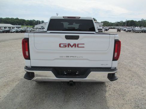 New 2026 GMC Sierra 1500 SLT w/ SLT Premium Package AWD/4WD image 7