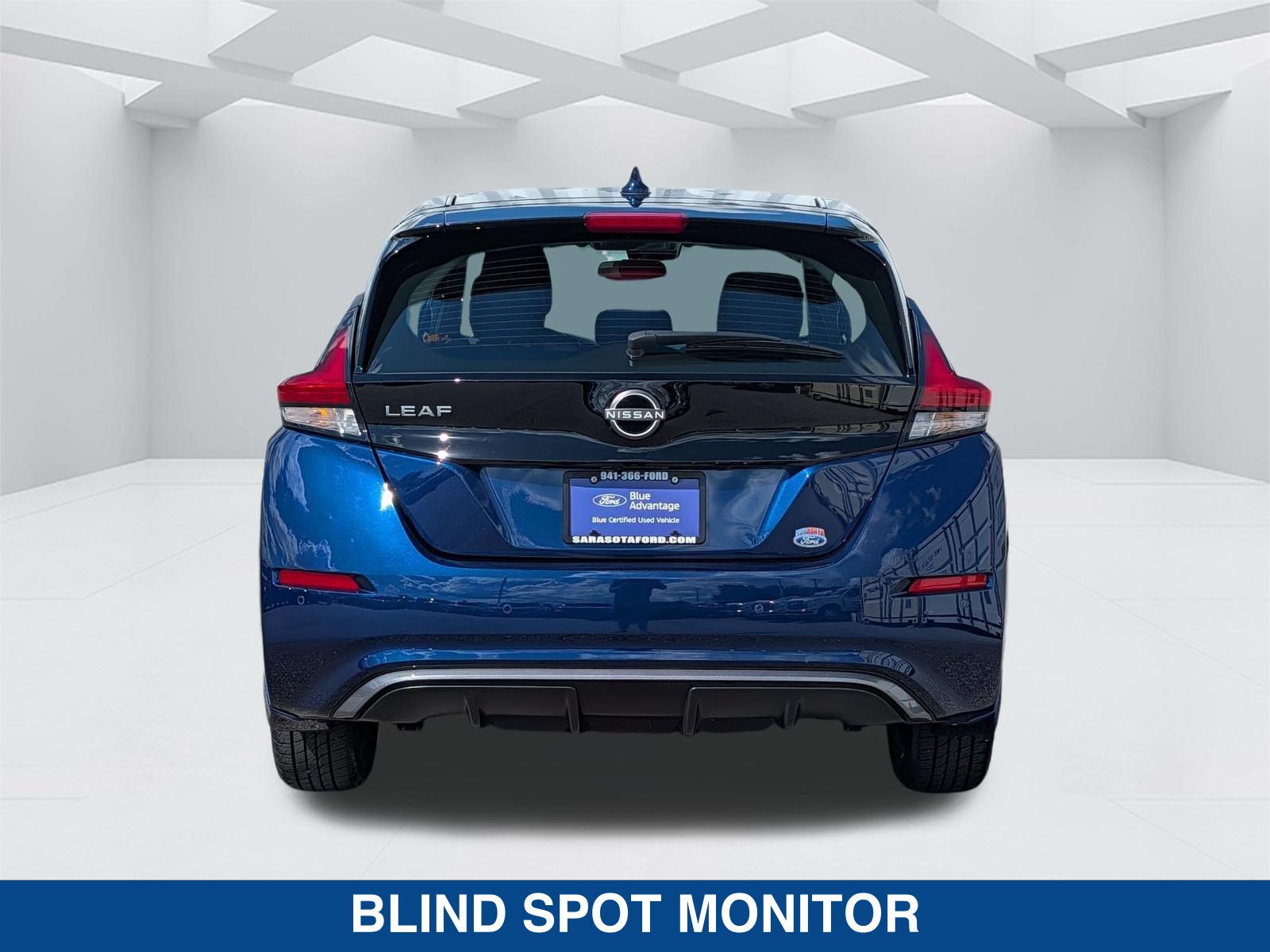Used 2025 Nissan Leaf S FWD image 6