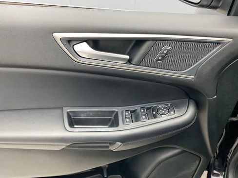 Used 2022 Ford Edge SEL w/ Convenience Package AWD/4WD image 12