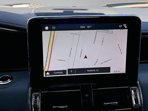 Used 2019 Lincoln Navigator L Reserve AWD/4WD image 10