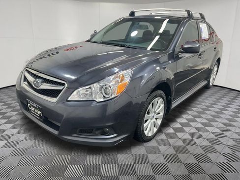 Used 2012 Subaru Legacy 3.6R Limited AWD/4WD image 3