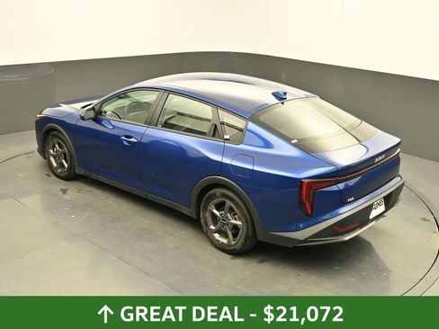 Used 2025 Kia K4 FWD image 32