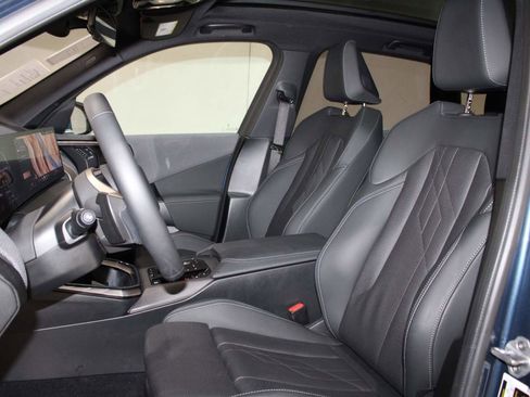 Certified 2025 BMW X3 xDrive30i image 13