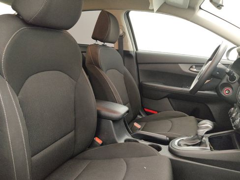 Used 2021 Kia Forte LXS FWD image 21