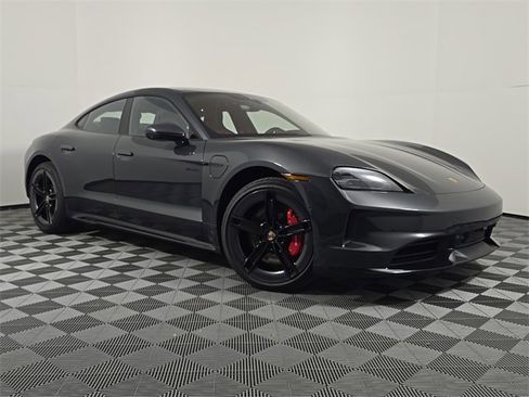 New 2026 Porsche Taycan GTS image 9