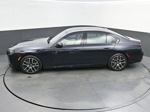 Certified 2023 BMW 760i xDrive image 53