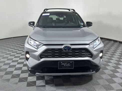 Used 2021 Toyota RAV4 XSE image 3