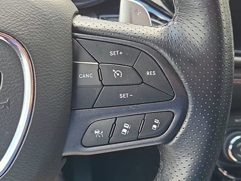 Used 2024 Dodge Durango GT RWD image 27