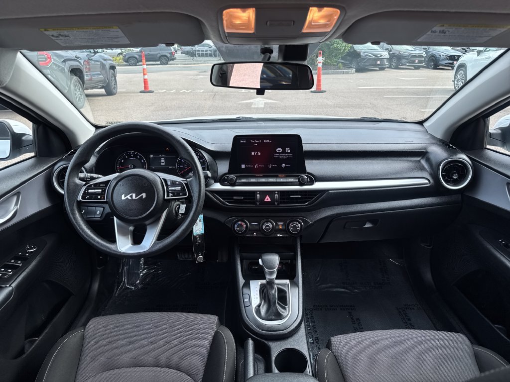 Used 2024 Kia Forte LXS w/ LXS Technology Package FWD image 10