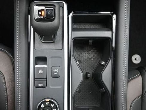 New 2026 Nissan Pathfinder Platinum AWD/4WD image 21