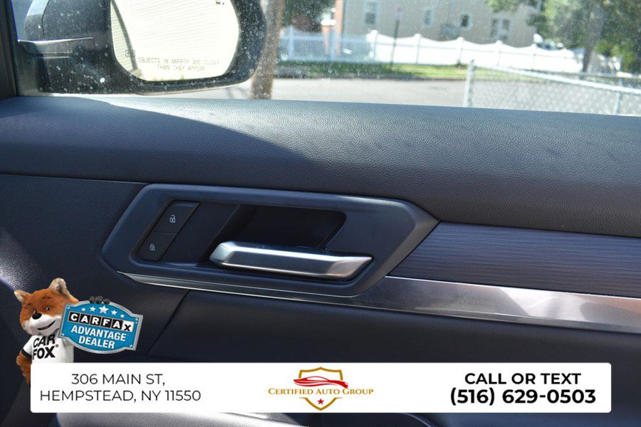 Used 2025 GMC Terrain Elevation AWD/4WD image 18