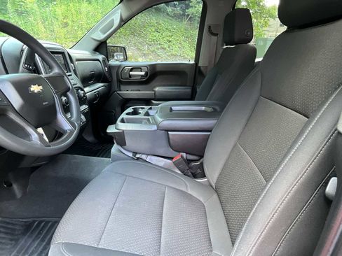 Certified 2020 Chevrolet Silverado 1500 Custom w/ Custom Value Package image 17