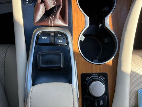 Used 2017 Lexus RX 350 2WD image 29