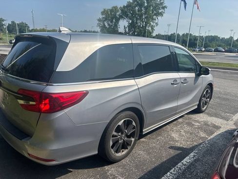 Used 2022 Honda Odyssey Elite image 4
