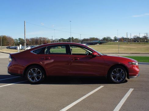 Used 2023 Honda Accord EX image 20