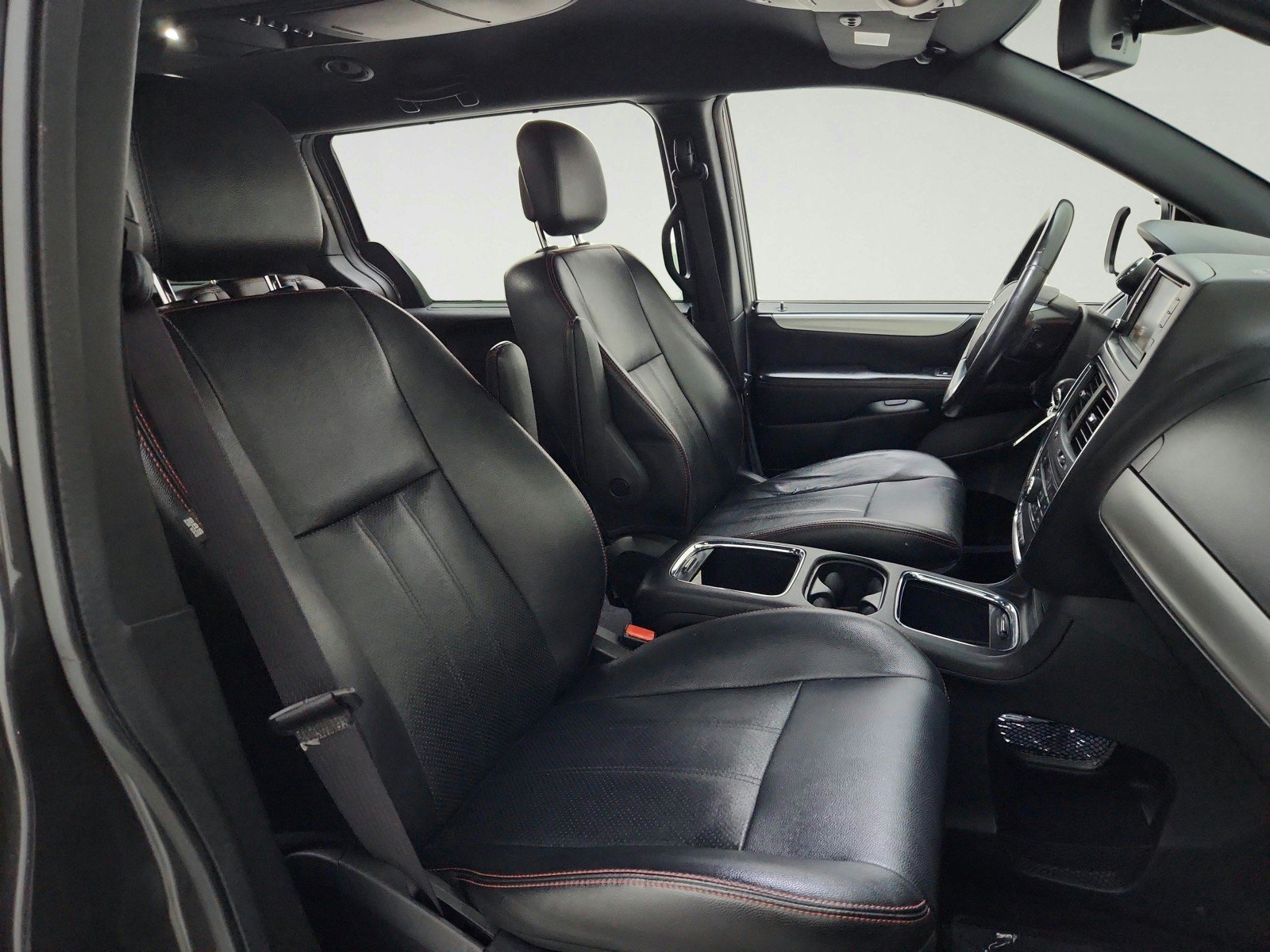 Used 2019 Dodge Grand Caravan GT FWD image 28