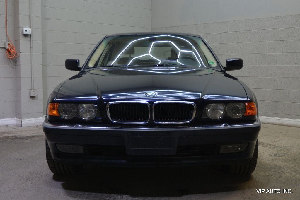 Used 2000 BMW 740iL RWD image 6