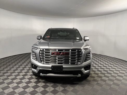 Used 2025 GMC Yukon Denali image 10