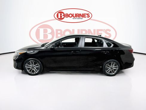 Used 2023 Kia Forte GT-Line FWD image 6