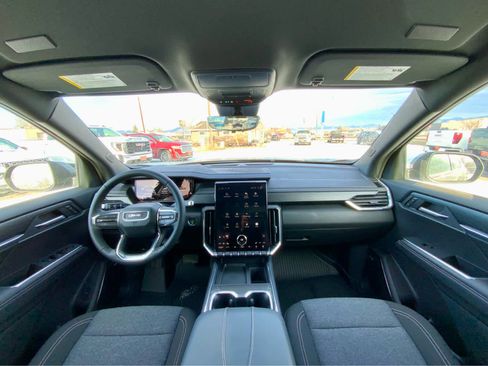 New 2026 GMC Acadia Elevation w/ LPO, Floor Liner Package image 35