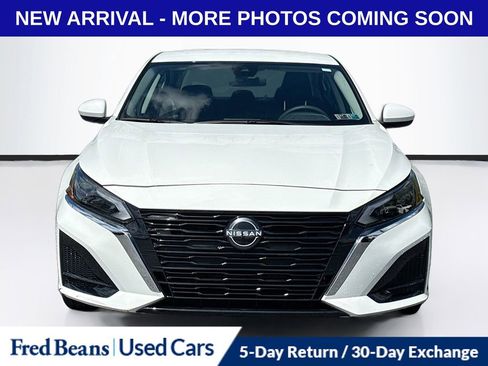 Used 2023 Nissan Altima 2.5 S image 2