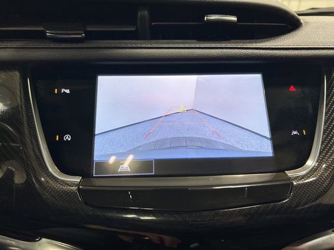 Used 2024 Cadillac XT6 Sport image 18
