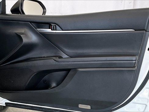 Used 2019 Toyota Camry SE image 26