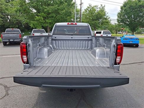 Certified 2025 GMC Sierra 1500 Pro w/ Pro Value Package image 22