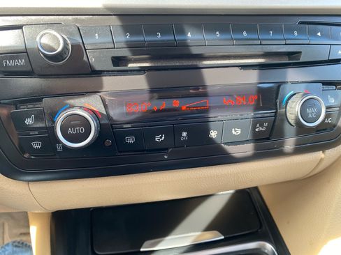 Used 2013 BMW 328i xDrive Sedan image 9